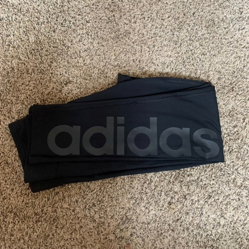 Adidas leggings